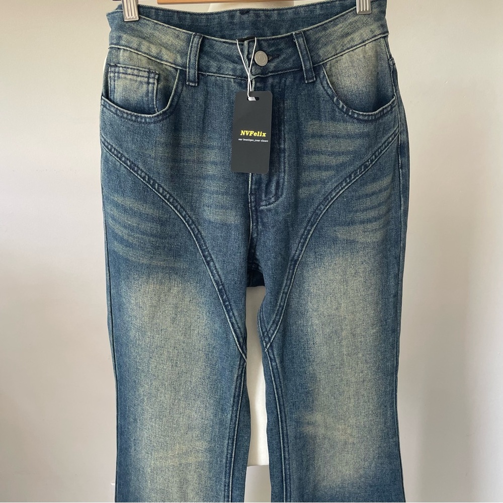 NWT Flared Tinted Blue Jeans size 28